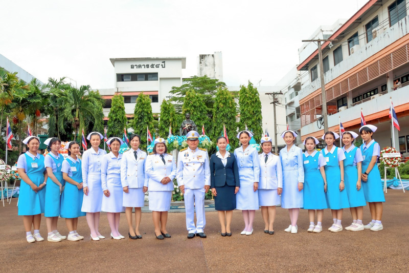 มหาวิทยาลัยนครพนม ร่วมพิธีวางพวงมาลาเนื่องในวันมหิดล ประจำปี 2568